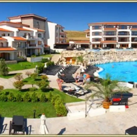 Homely, 2 Bed Apt, 4* Vineyards Appartement Kableshkovo (Burgas)