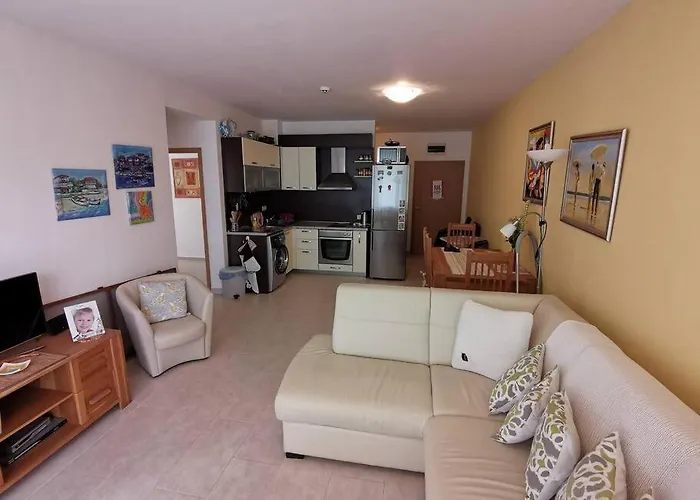 Homely, 2 Bed Apt, 4* Vineyards *