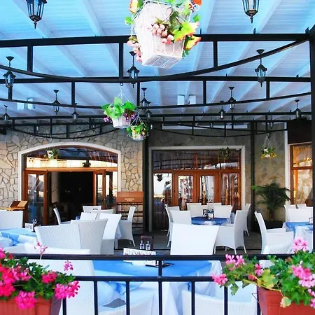 Homely, 2 Bed Apt, 4* Vineyards Kableshkovo (Burgas)