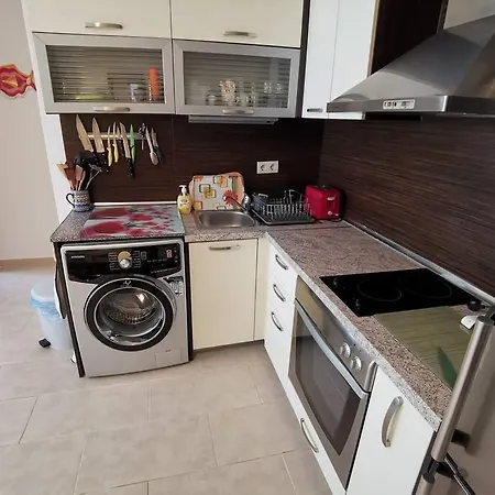 Daire Homely, 2 Bed Apt, 4* Vineyards *