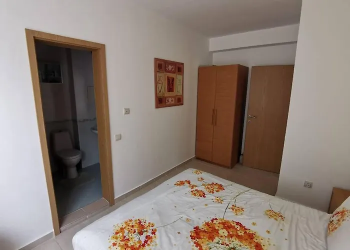 Homely, 2 Bed Apt, 4* Vineyards Apartmán