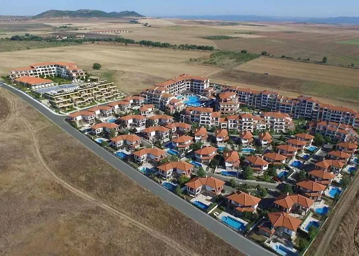 Homely, 2 Bed Apt, 4* Vineyards * Kableshkovo (Burgas)